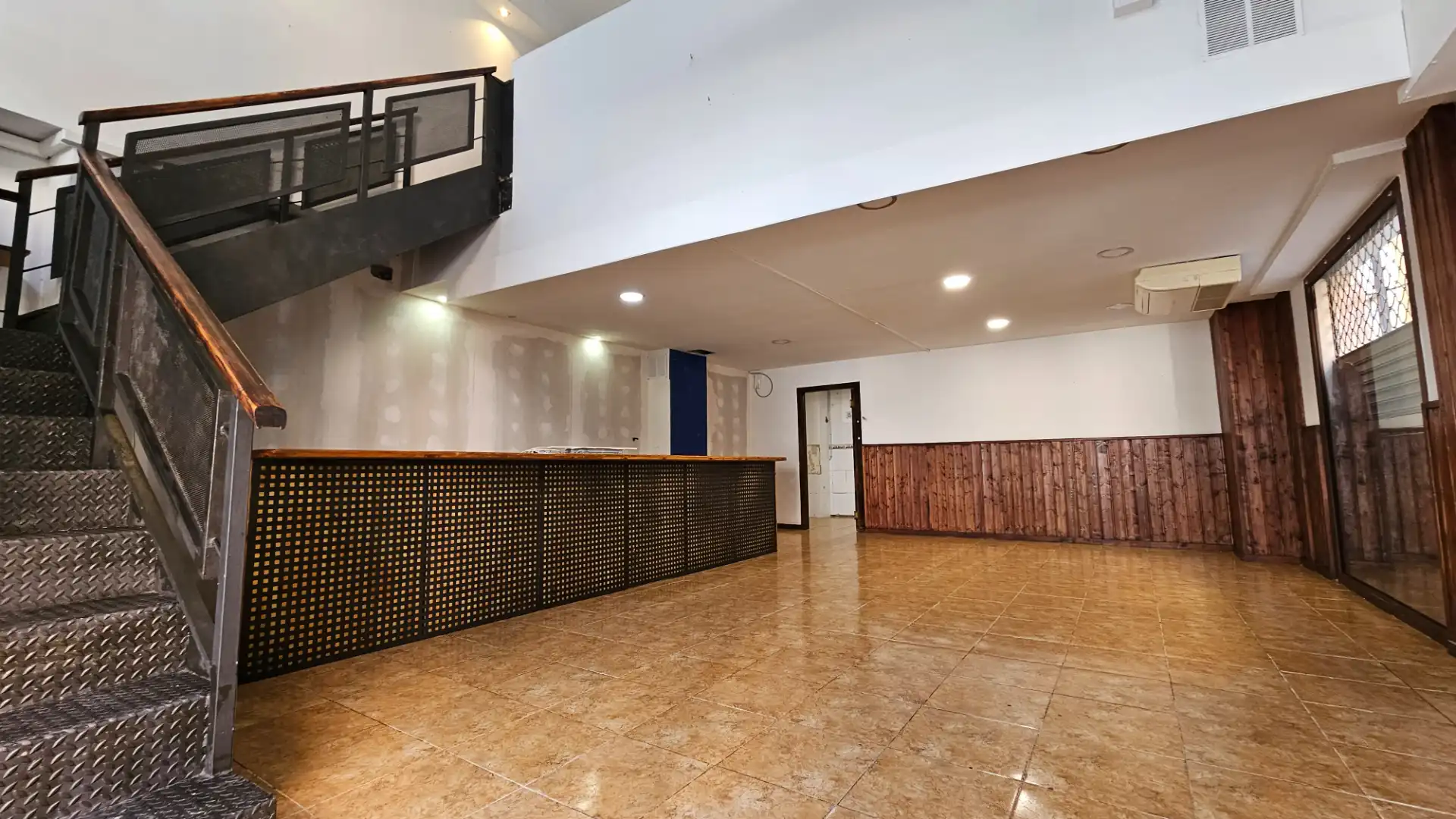 Gewerbefläche zum Verkauf in Calle de Sant Andreu 7, imagen 3