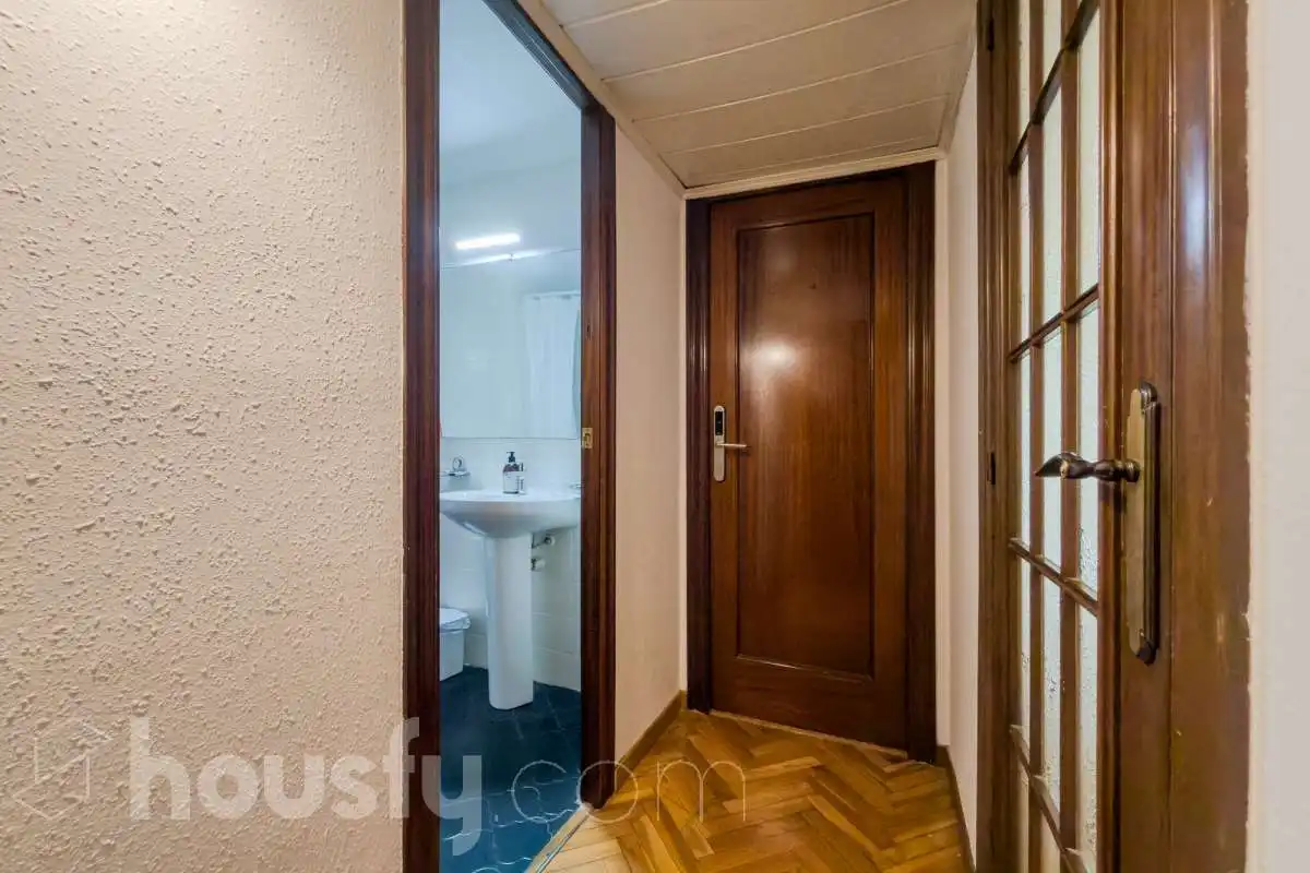 Flat for sale in Carrer de Provença, La Nova Esquerra de l'Eixample