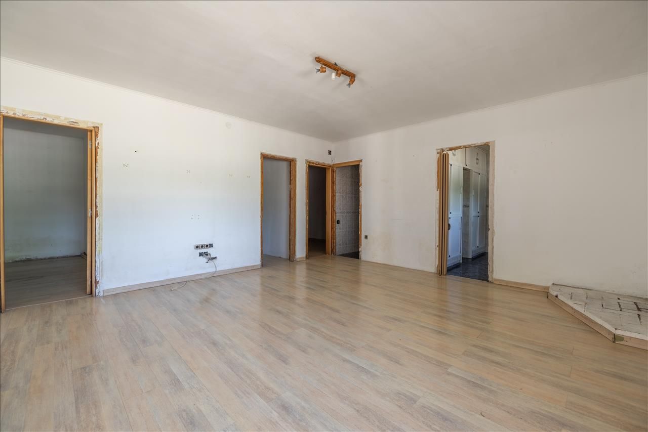 Sala d'estar de Casa o xalet en venda en Alcover amb Terrassa, Traster i Piscina