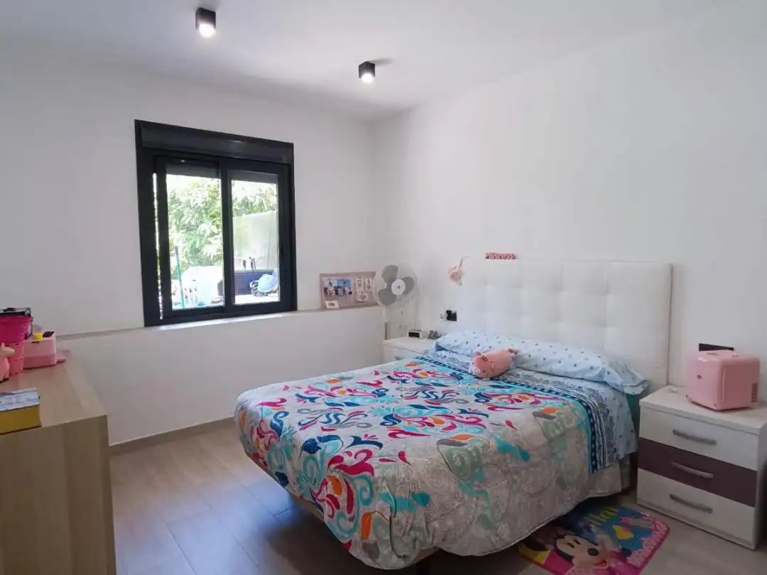 Habitación de Casa o chalet de alquiler en Nerja con Aire acondicionado, Calefacción y Jardín privado