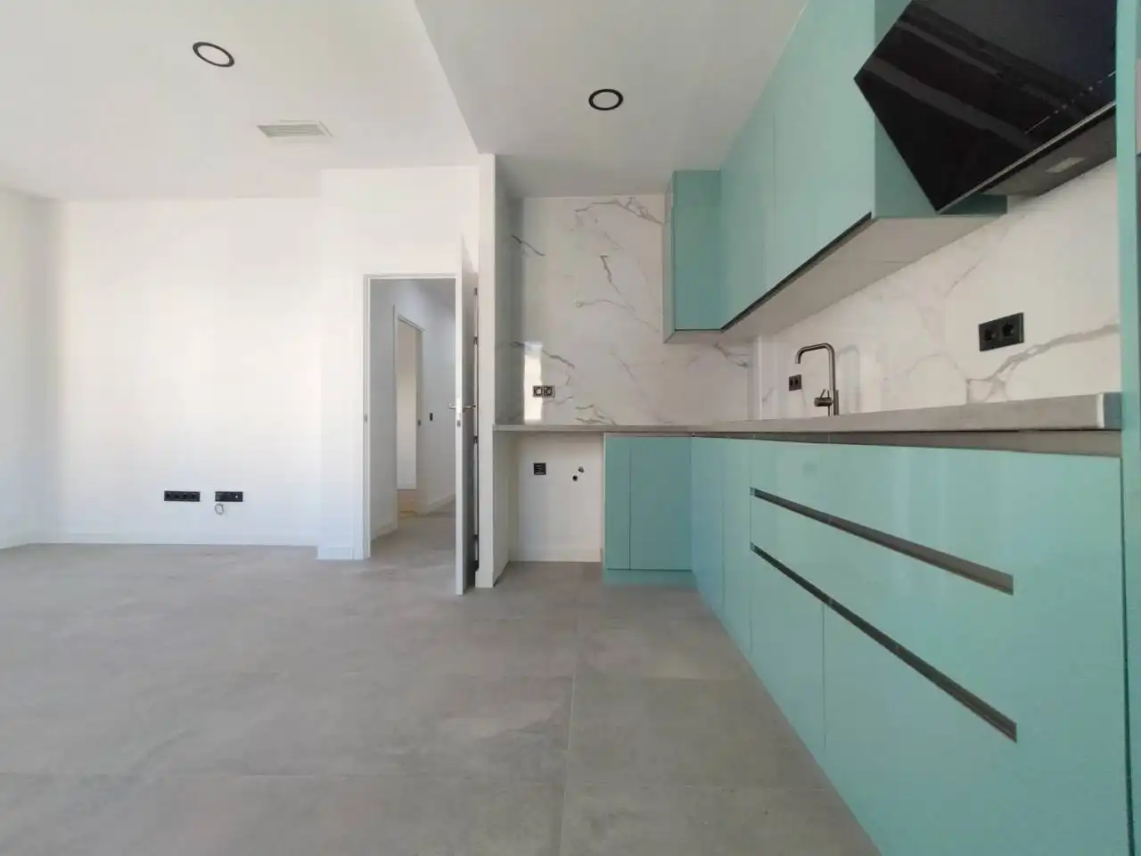 Cocina de Piso en venta en Terrassa con Aire acondicionado y Balcón