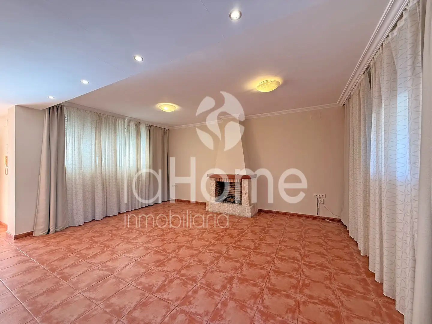 Sala de estar de Casa adosada en venta en Bétera con Calefacción, Terraza y Horno
