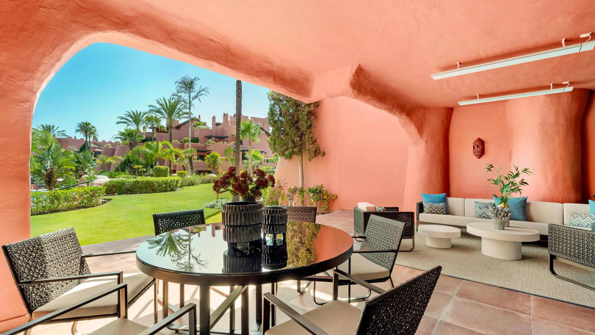 Terrassa de Planta baixa en venda en Estepona amb Aire condicionat, Terrassa i Piscina
