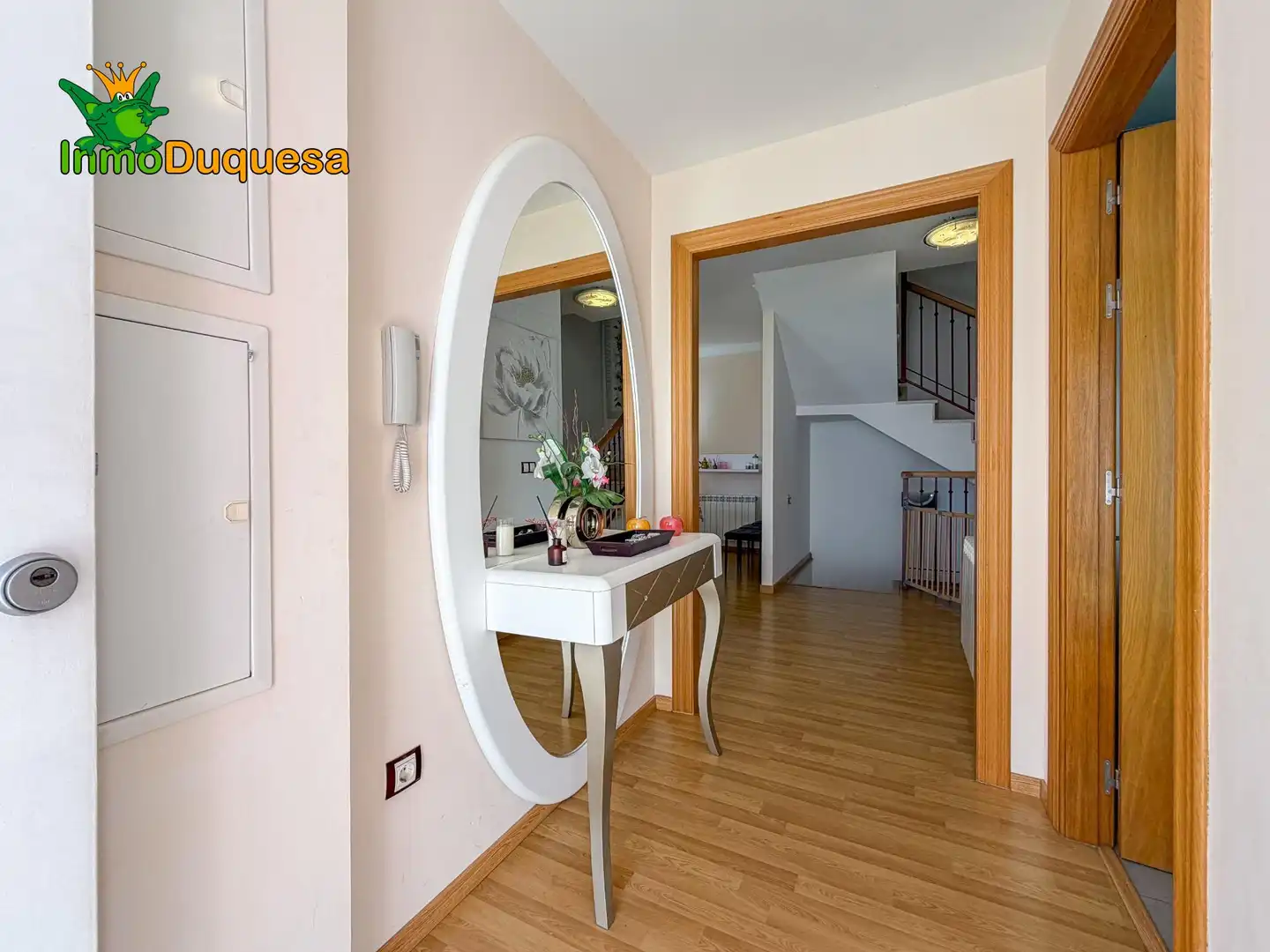 Casa aparellada amb balcó en venda a Calle DOÑANA 44, imagen 13