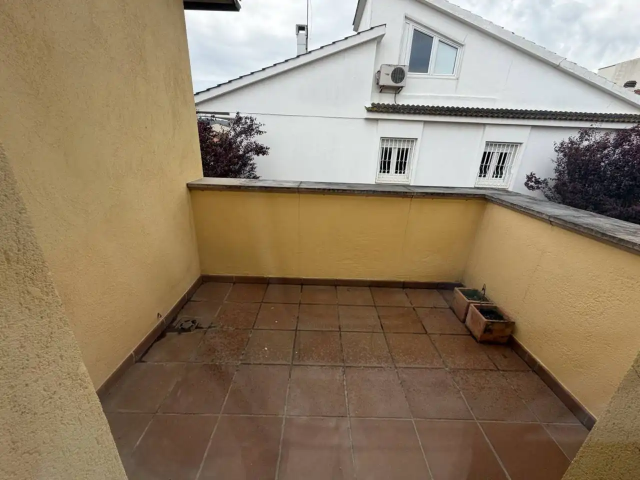 Terraza de Casa o chalet de alquiler en Quart con Aire acondicionado, Calefacción y Jardín privado