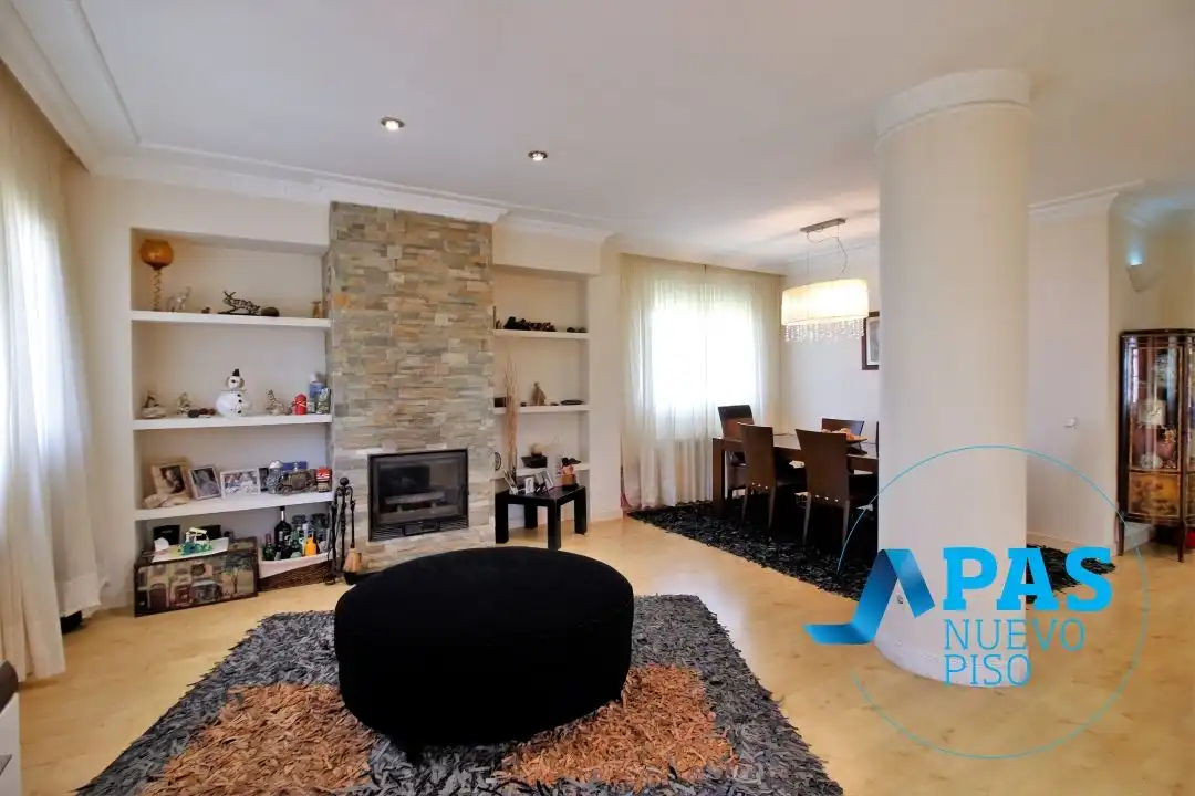 Living room of Houses for sale in Santander  with Heating, Private garden and Terrace