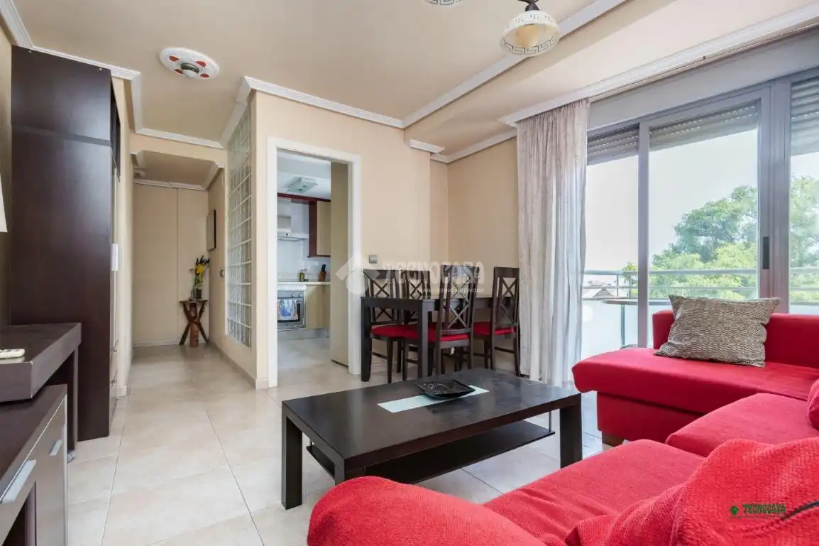 Sala de estar de Piso en venta en Almería con Amueblado