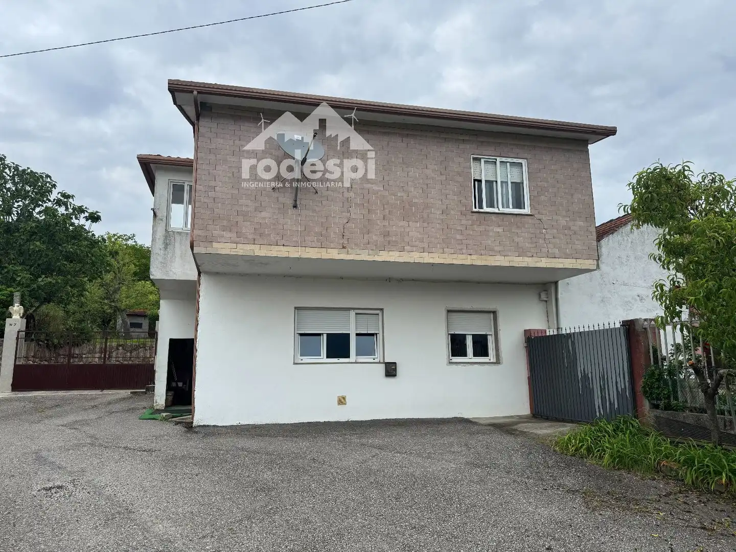 Vista exterior de Casa o xalet en venda en Crecente amb Traster i Moblat