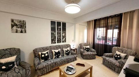 Foto 3 de Pis de lloguer a Puerto de Piqueras, Juan XXIII - Rochelambert,  Sevilla Capital