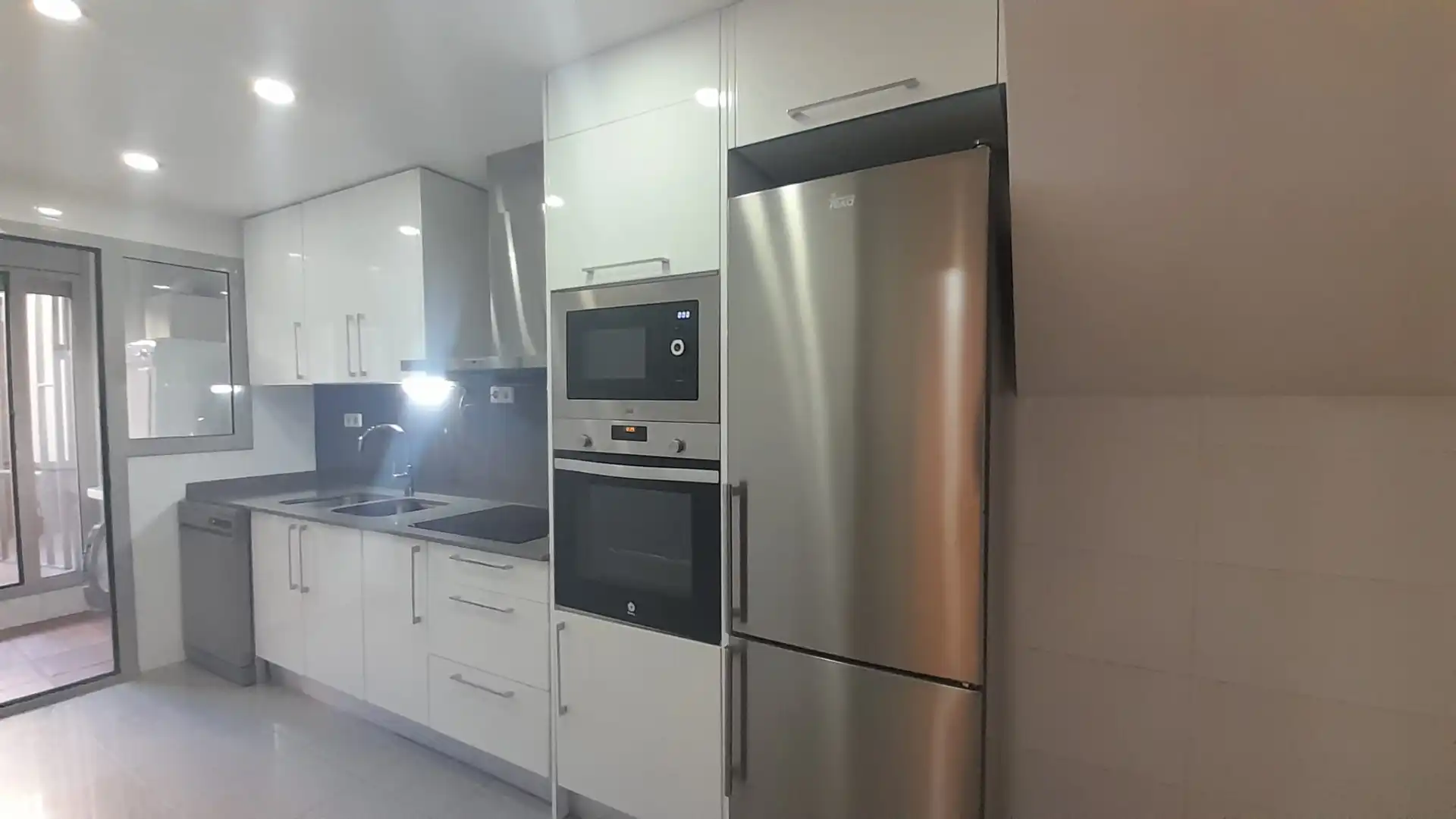 Cocina de Dúplex en venta en Sant Boi de Llobregat con Calefacción