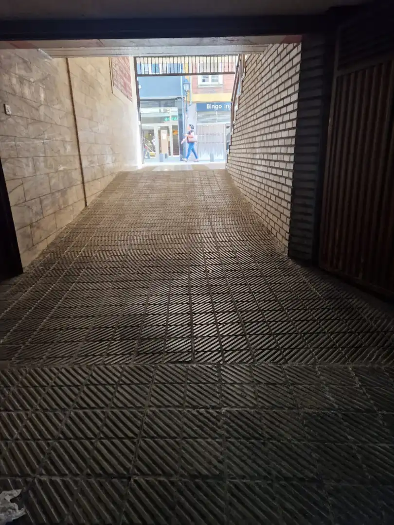Einzelparkplatz mit Aufzug zum Verkauf in Felipe Uhagón Alkatearen Kalea 9, imagen 3