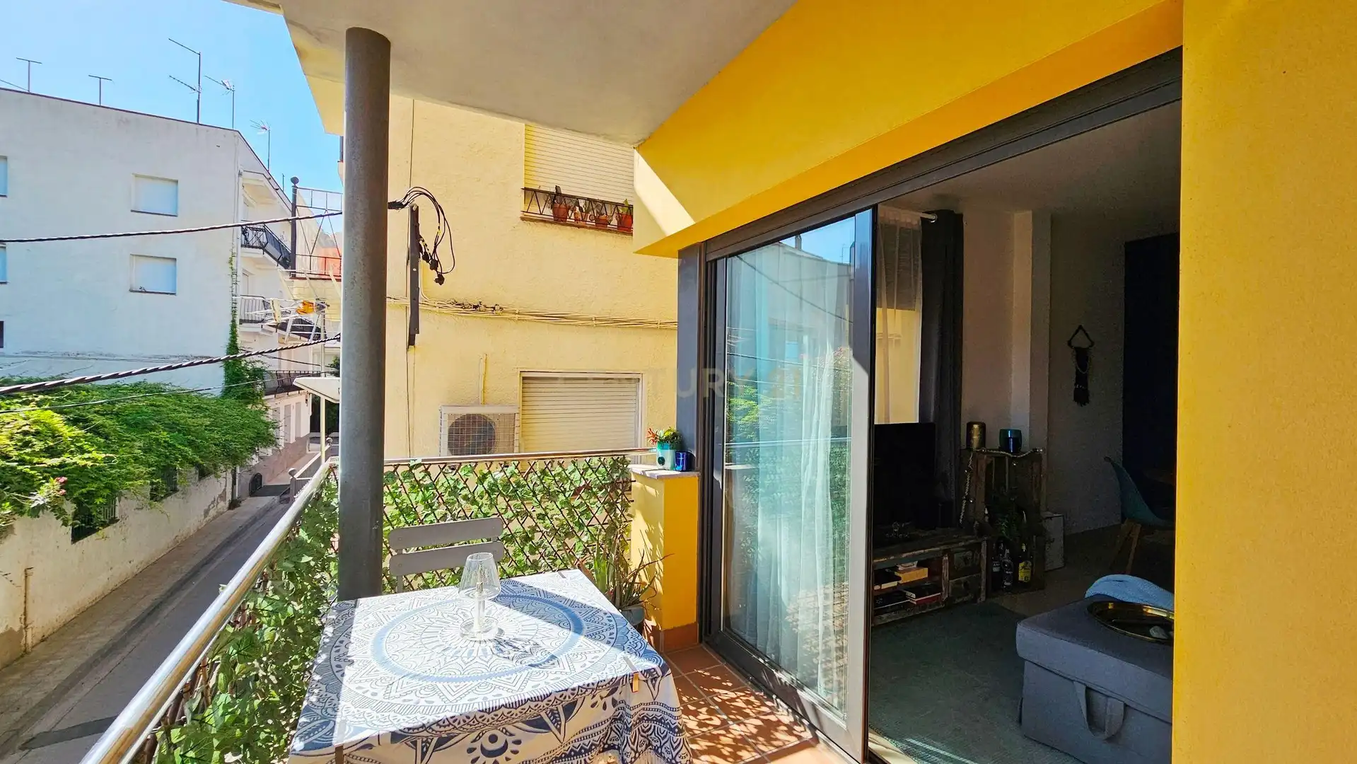 Terrassa de Apartament en venda en Llançà amb Forn, Rentadora i Microones