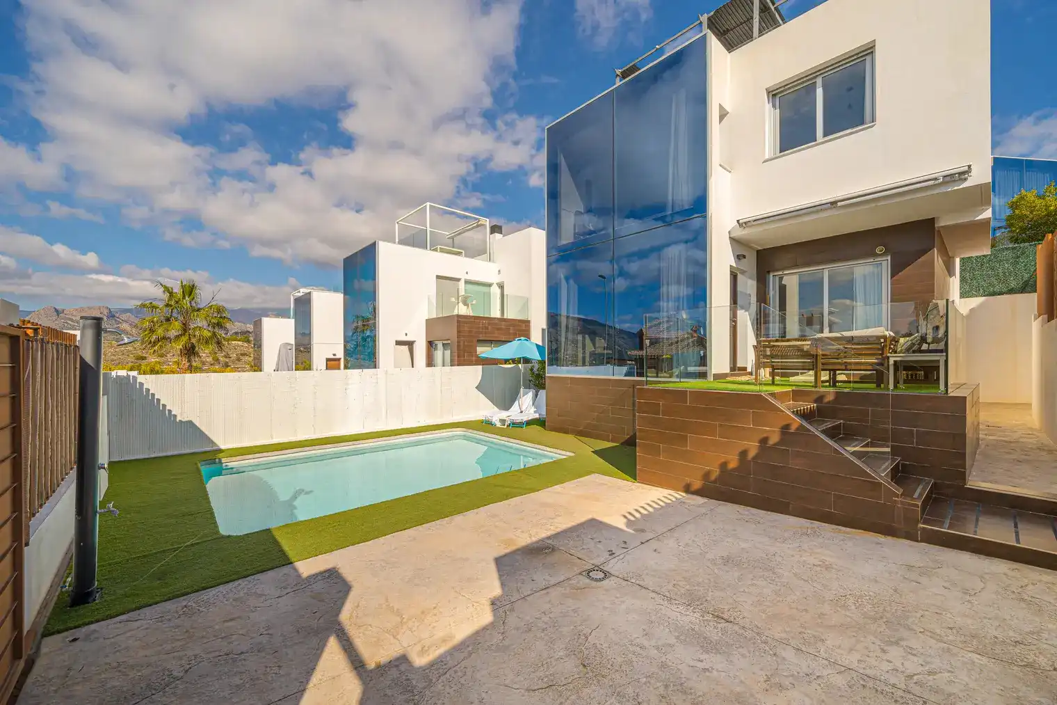 Piscina de Casa o chalet en venta en Finestrat con Aire acondicionado, Calefacción y Jardín privado