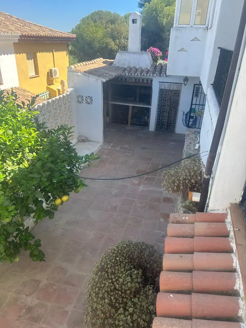 Casa adosada en venda en Alhaurín de la Torre amb Aire condicionat, Jardí privat i Terrassa