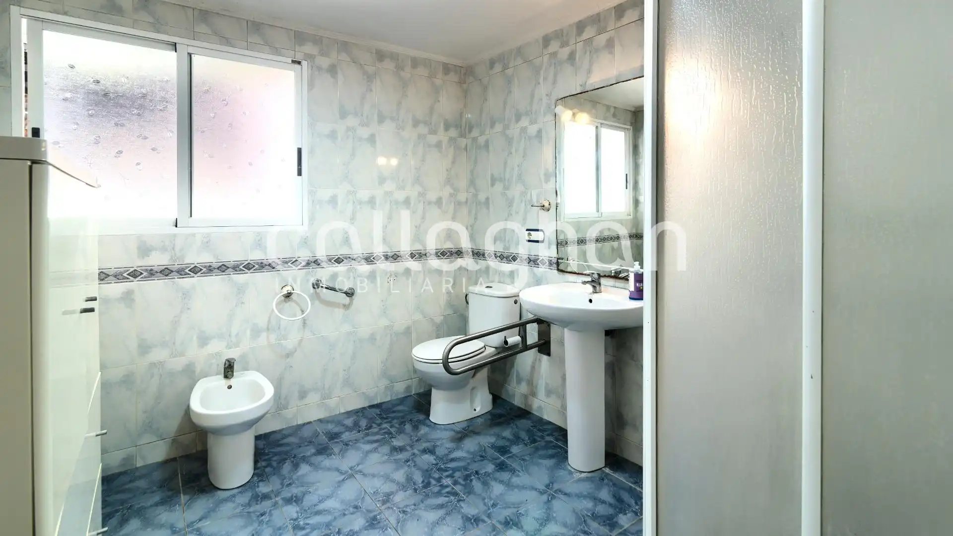 Badezimmer von Einfamilien-Reihenhaus zum Verkauf in Chilches / Xilxes