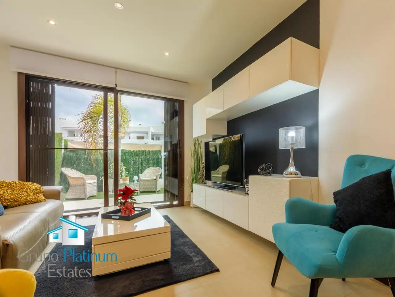 Terraced house with pool for sale in San Juan de los Terreros, imagen 3