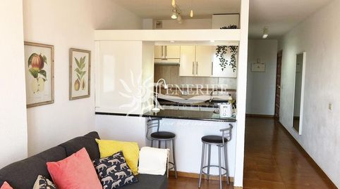 Foto 2 de Piso en venta en De Los Pueblos, 16, San Eugenio Bajo, Adeje