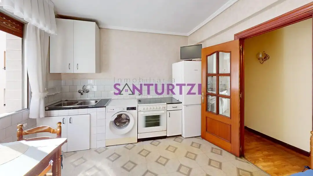 Flat for sale in La Txitxarra - Murrieta - Parke Santurtzi