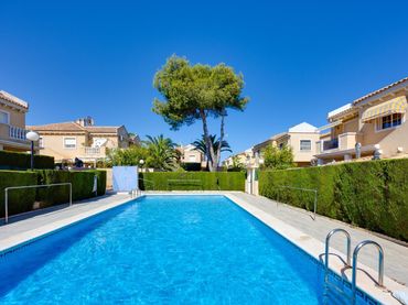 Xalet amb balcó en venda a Nueva Torrevieja - Aguas Nuevas