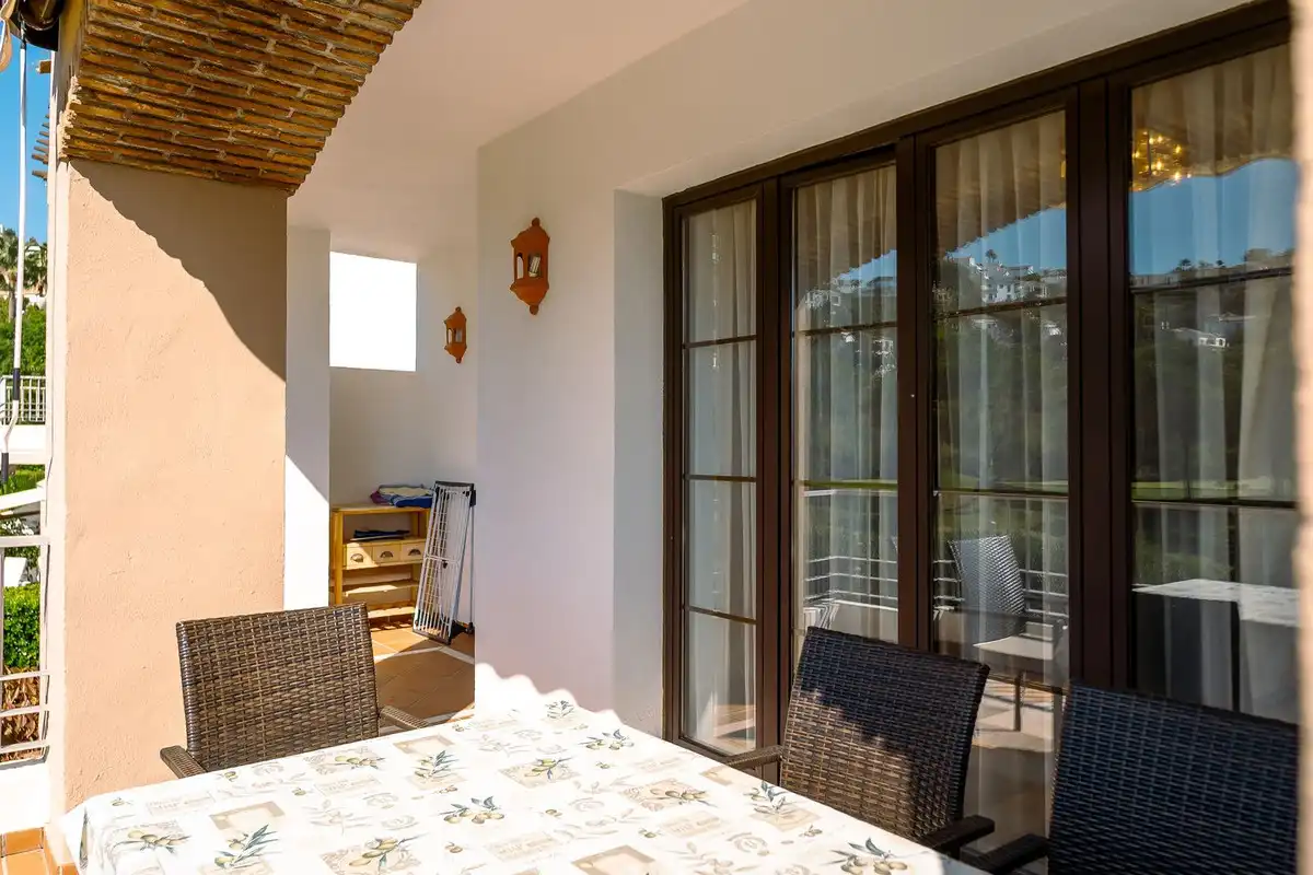 Terrassa de Apartament en venda en Benahavís amb Aire condicionat, Terrassa i Alarma