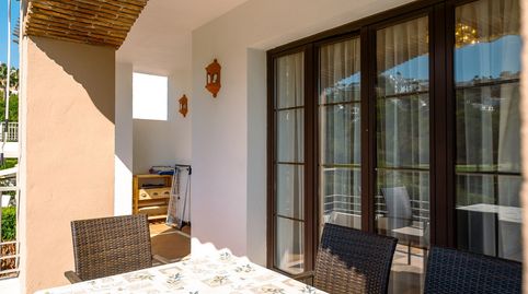 Foto 5 de Apartament en venda a Los Arqueros - Puerto del Almendro, Benahavís