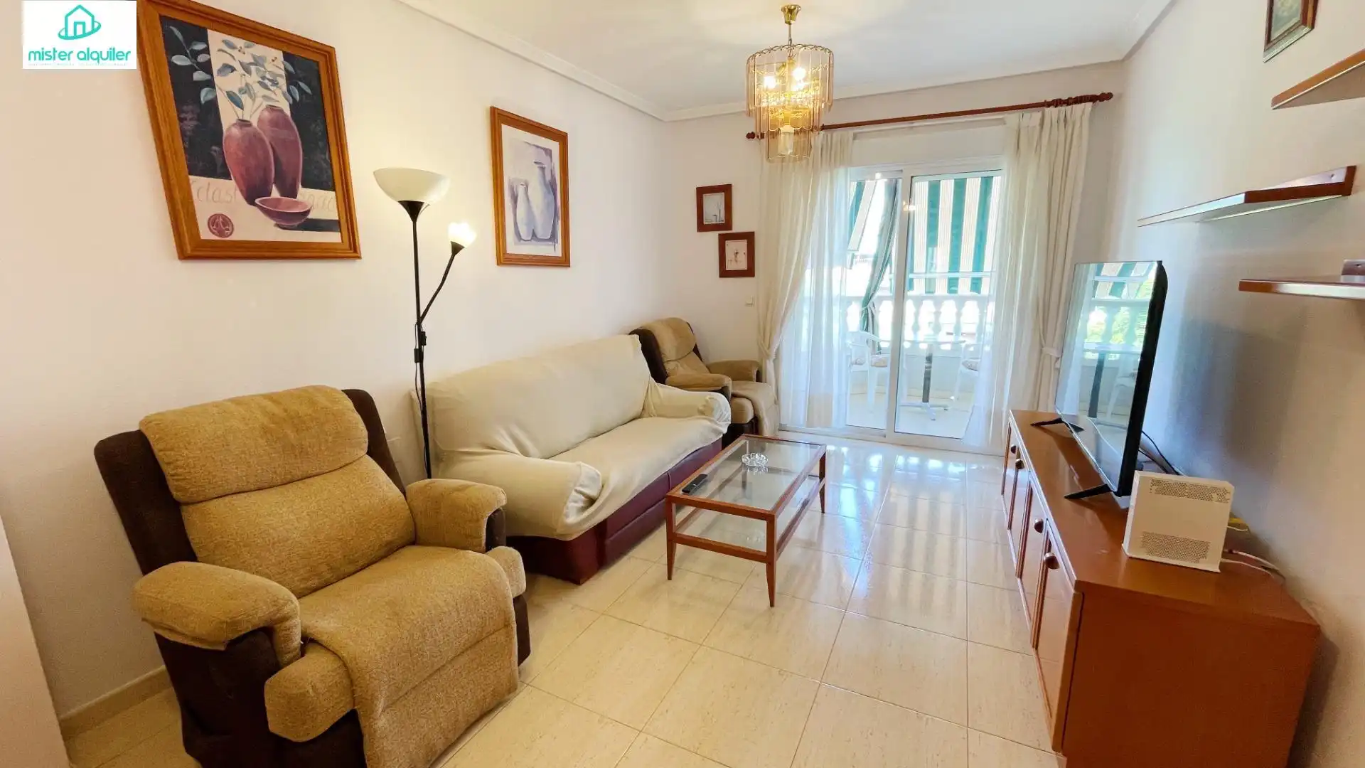 Sala d'estar de Apartament de lloguer en El Campello amb Aire condicionat, Calefacció i Terrassa