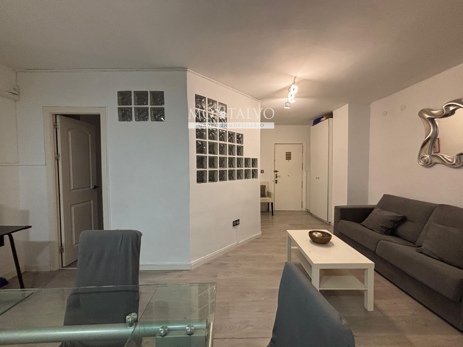 Living room of Flat to rent in  Granada Capital  with Air Conditioner