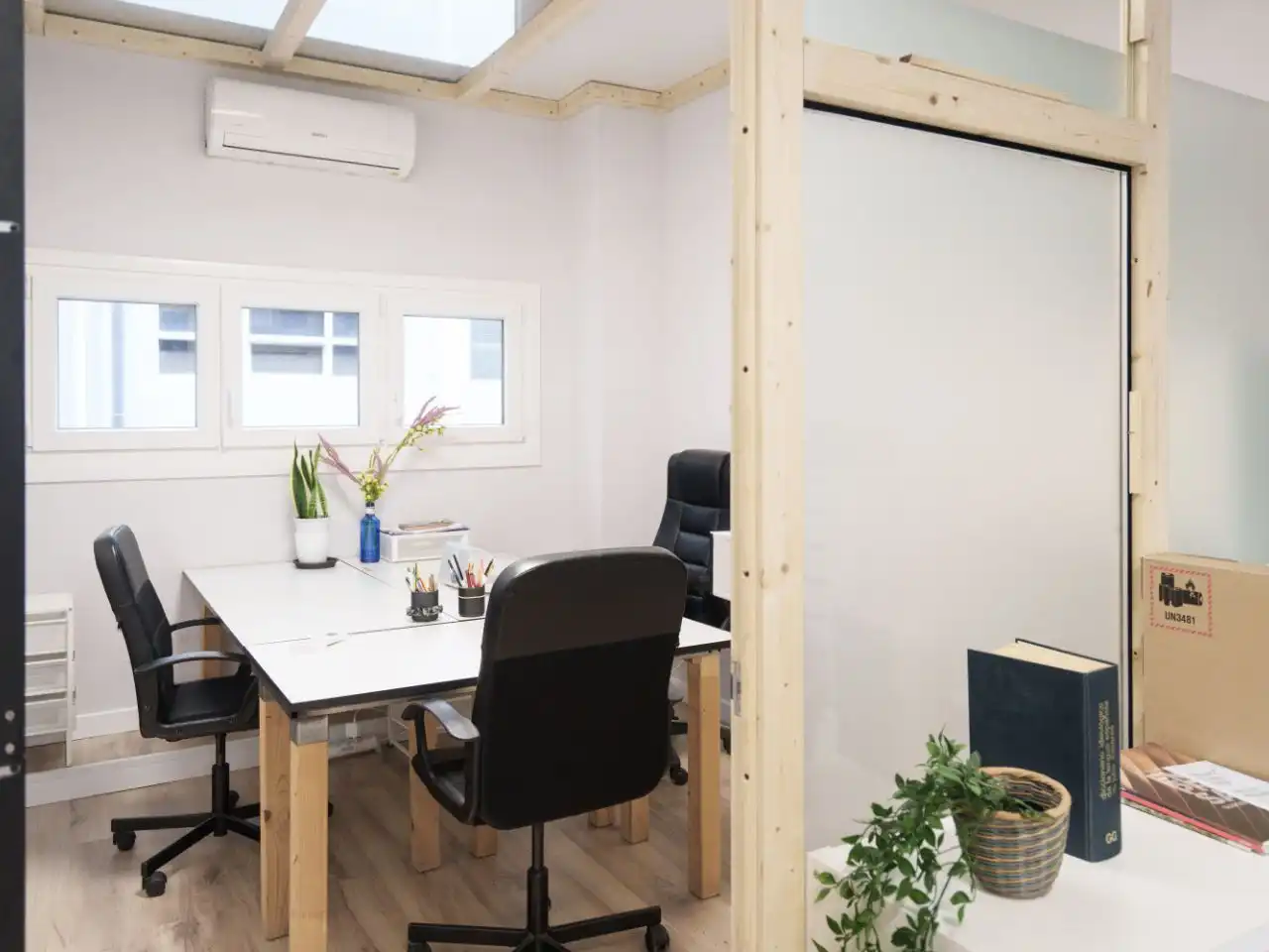 Office for rent in Donostia - San Sebastián   with Air Conditioner, Furnished and Internet