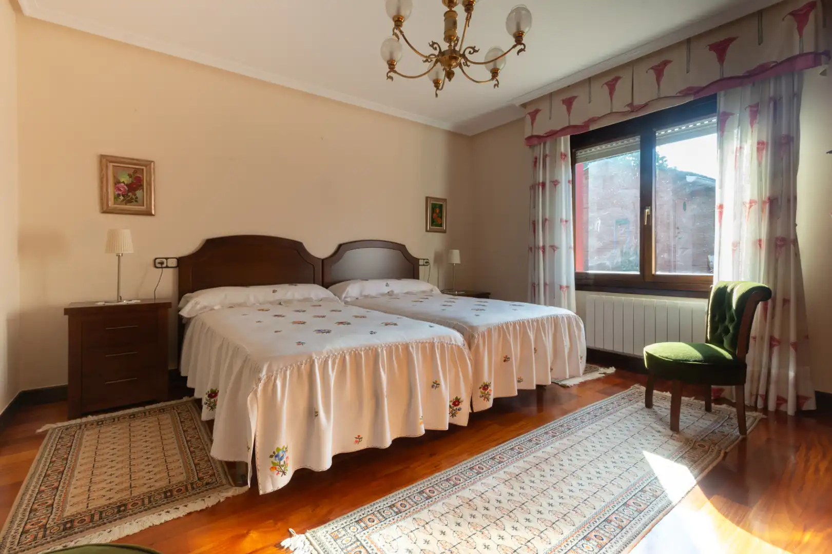 Habitación de Casa o chalet en venta en Somió - Cabueñes