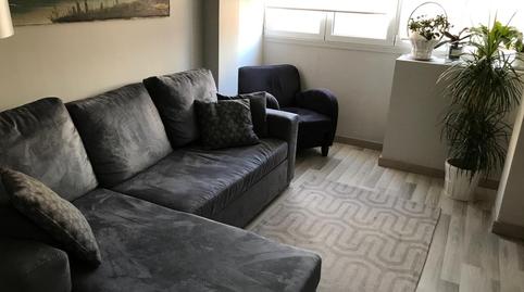 Foto 3 de Pis de lloguer a Carrer de L'empordà, Centre, El Prat de Llobregat