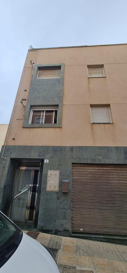 Vista exterior de Pis en venda en El Ejido