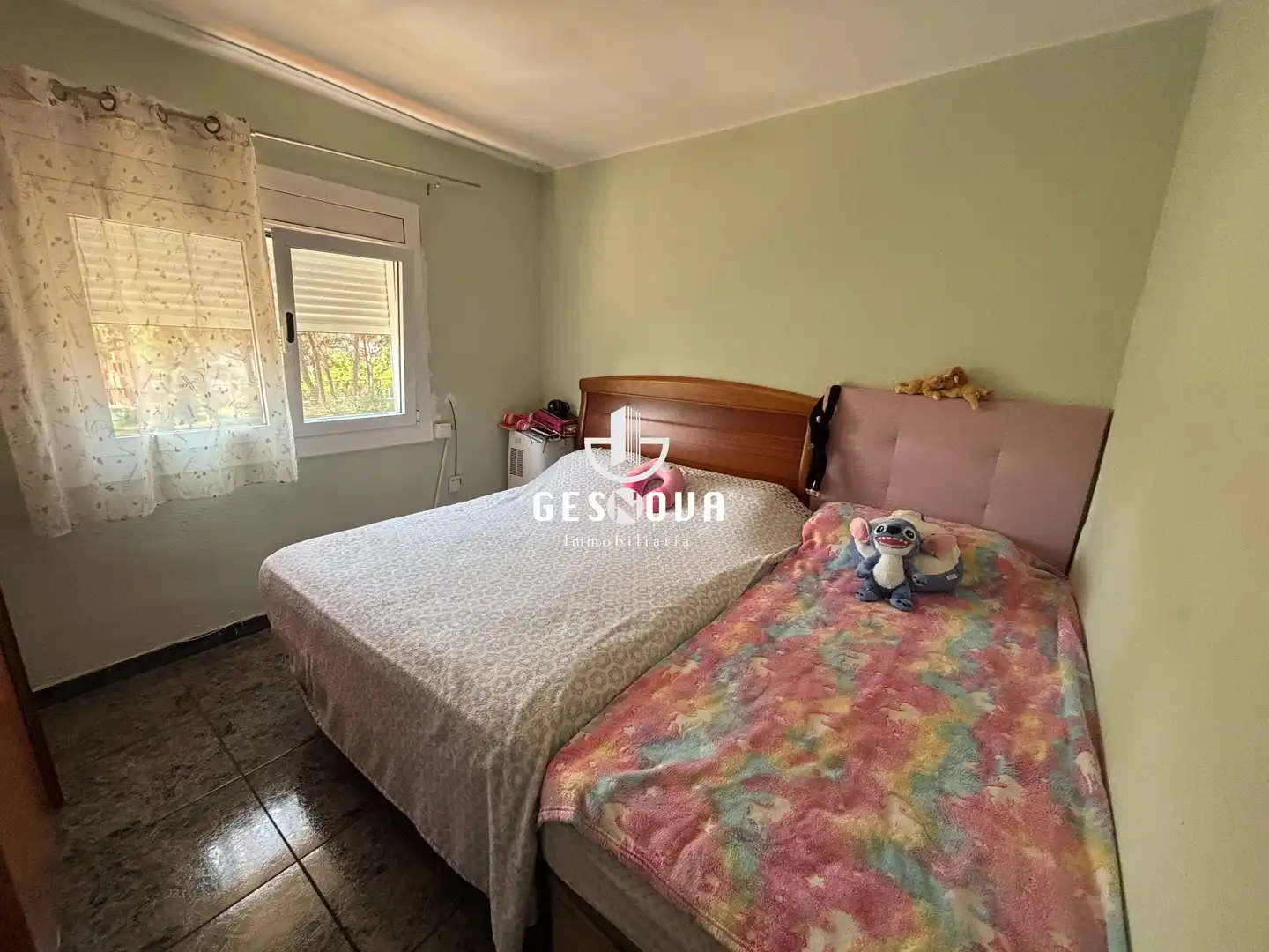Bedroom of Flat for sale in Sant Feliu de Llobregat  with Air Conditioner and Balcony