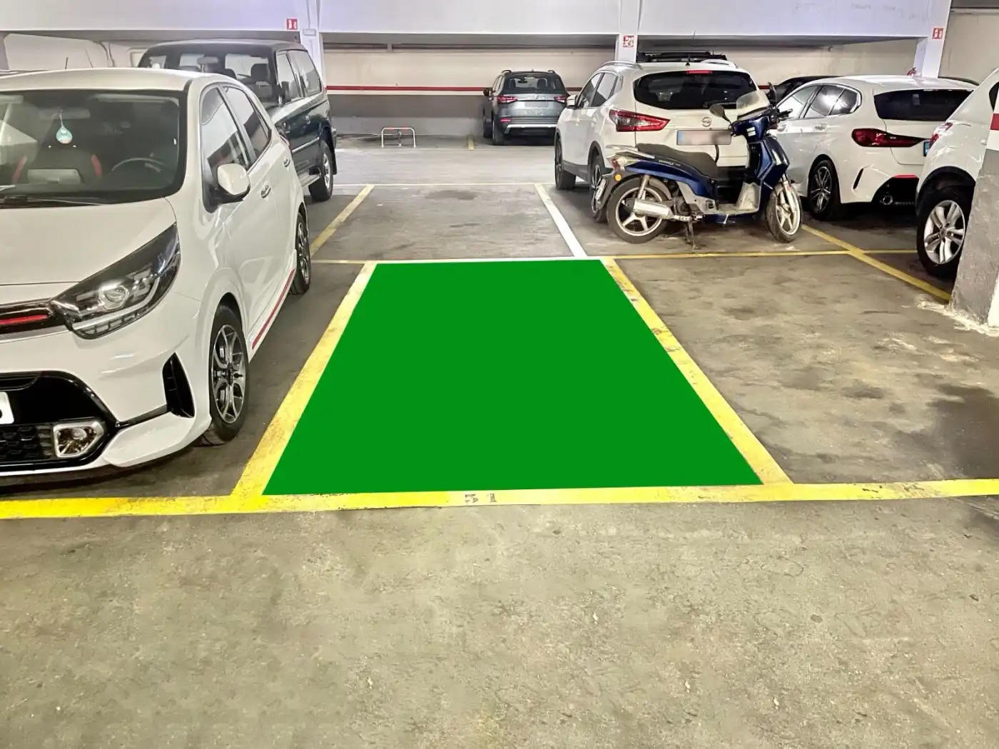 Einzelparkplatz zum Verkauf in Carrer de Jambrina 16, imagen 3