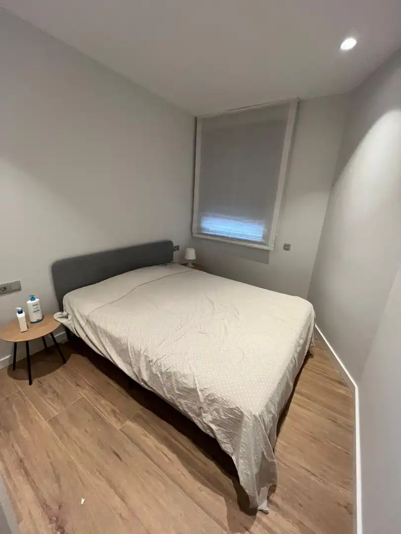 Bedroom of Flat for rent in Vic  with Heating, Private garden and Parquet flooring