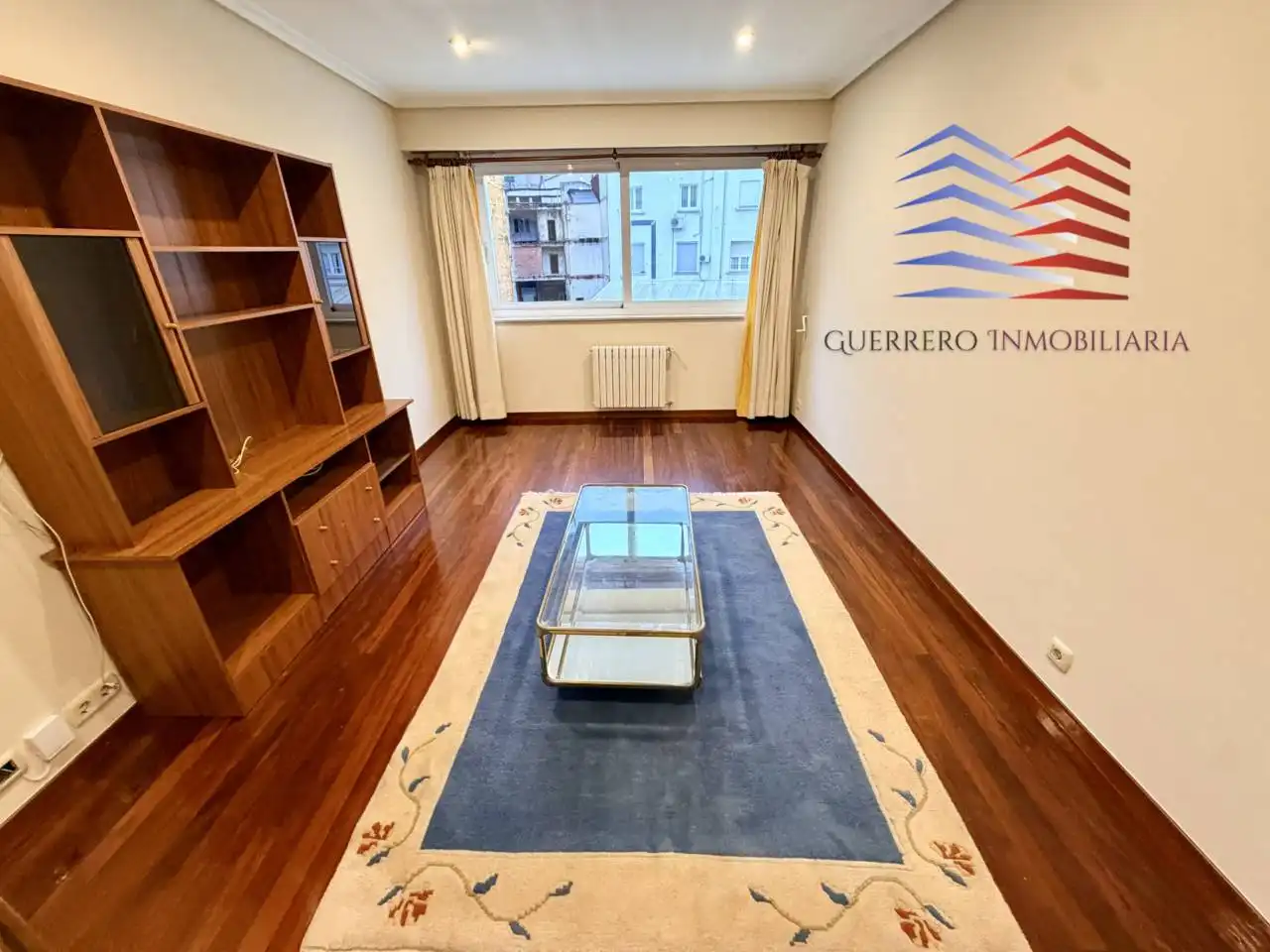 Sala de estar de Apartamento de alquiler en Ourense Capital  con Calefacción, Parquet y Trastero
