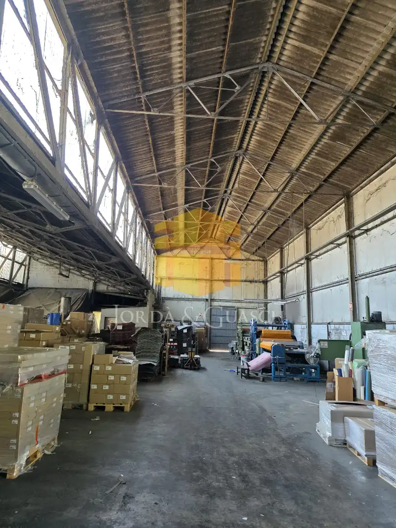 Nave industrial en venta en Calle Estape 6, imagen 2