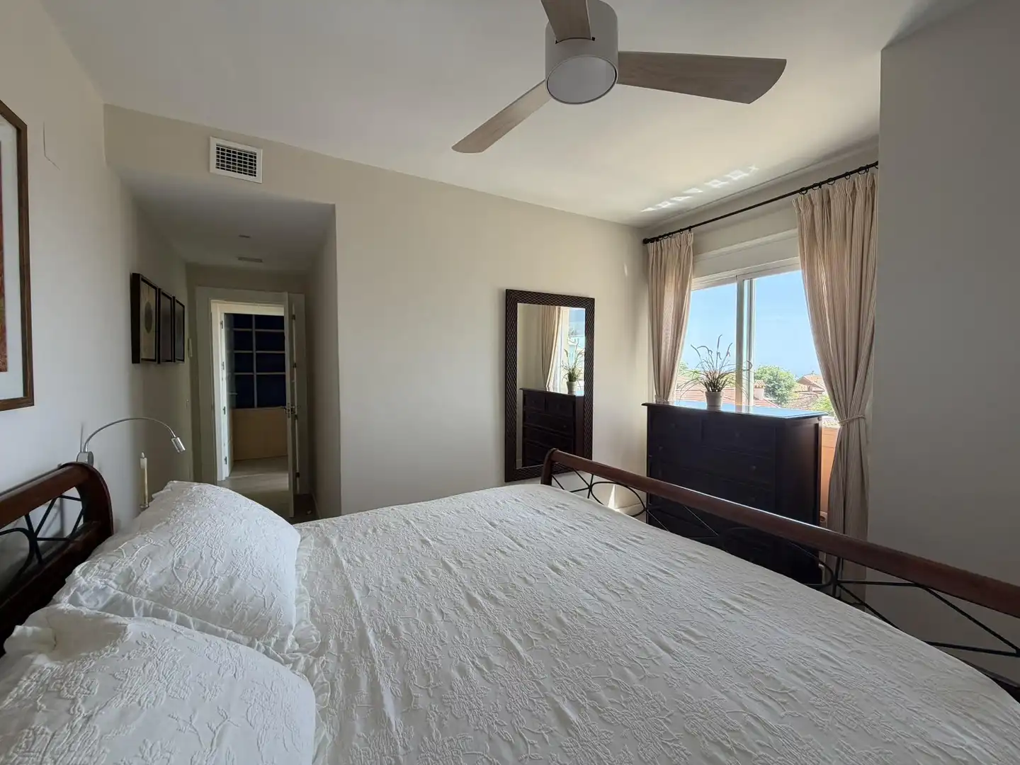 Habitación de Ático en venta en Benalmádena con Aire acondicionado, Calefacción y Jardín privado