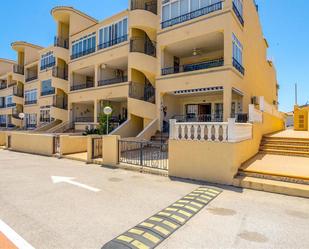 Vista exterior de Apartament en venda en Orihuela amb Aire condicionat, Terrassa i Piscina