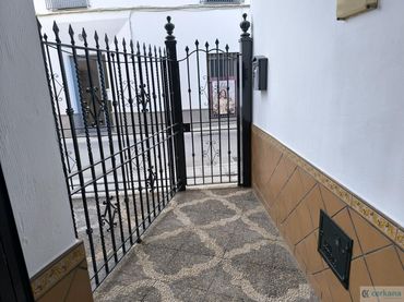 Pis en venda a Maria auxiliadora