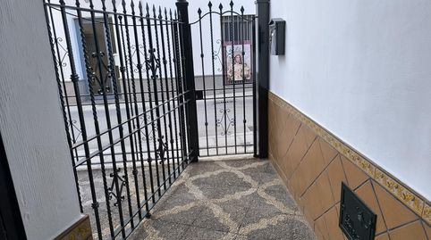 Foto 2 de Piso en venta en Maria Auxiliadora, Sanlúcar la Mayor, Sevilla