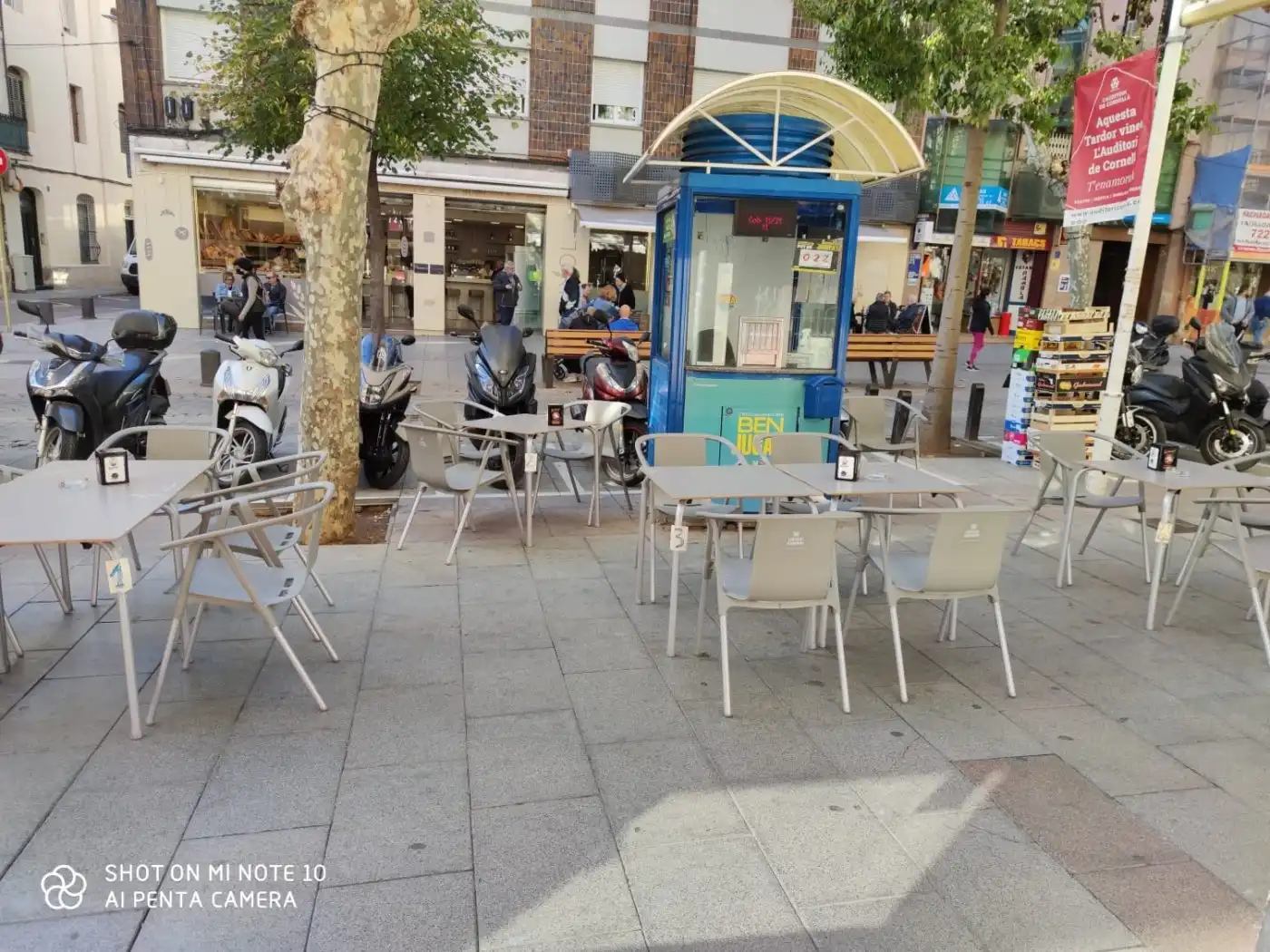 Exterior view of Commercial properties for rent in Cornellà de Llobregat  with Air Conditioner
