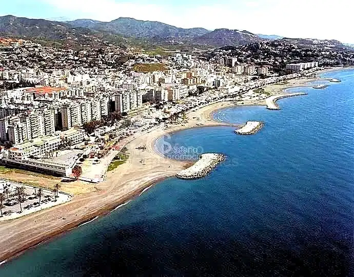 Gewerbefläche zum Verkauf in Avenida Juan Sebastián Elcano, imagen 7