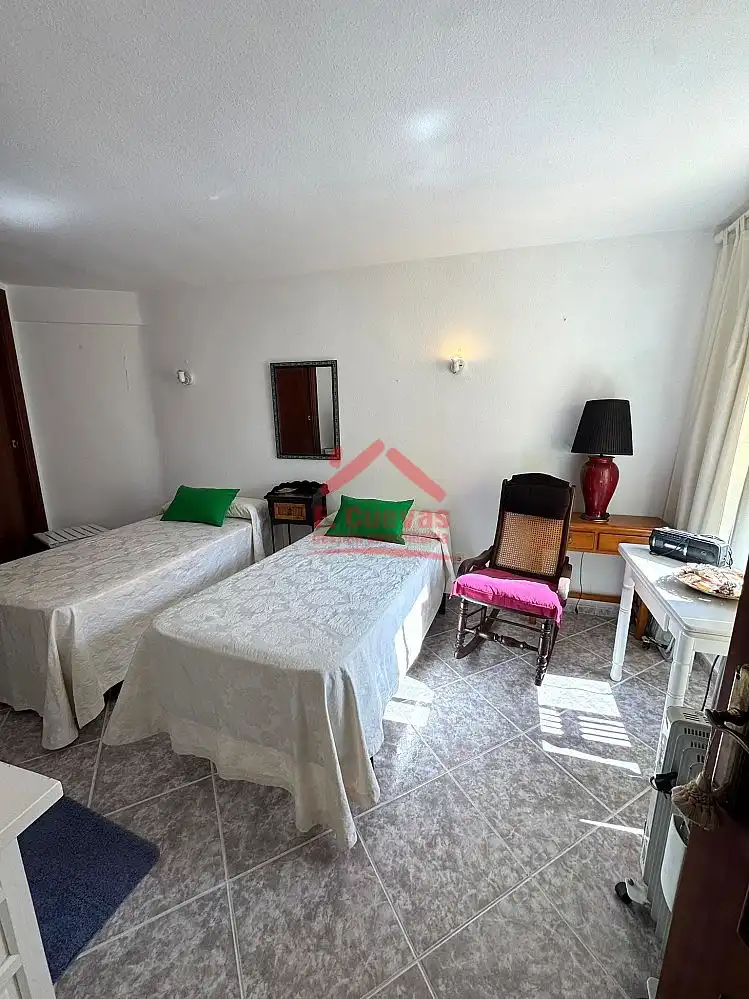 Habitación de Apartamento en venta en Algarrobo con Aire acondicionado, Calefacción y Jardín privado