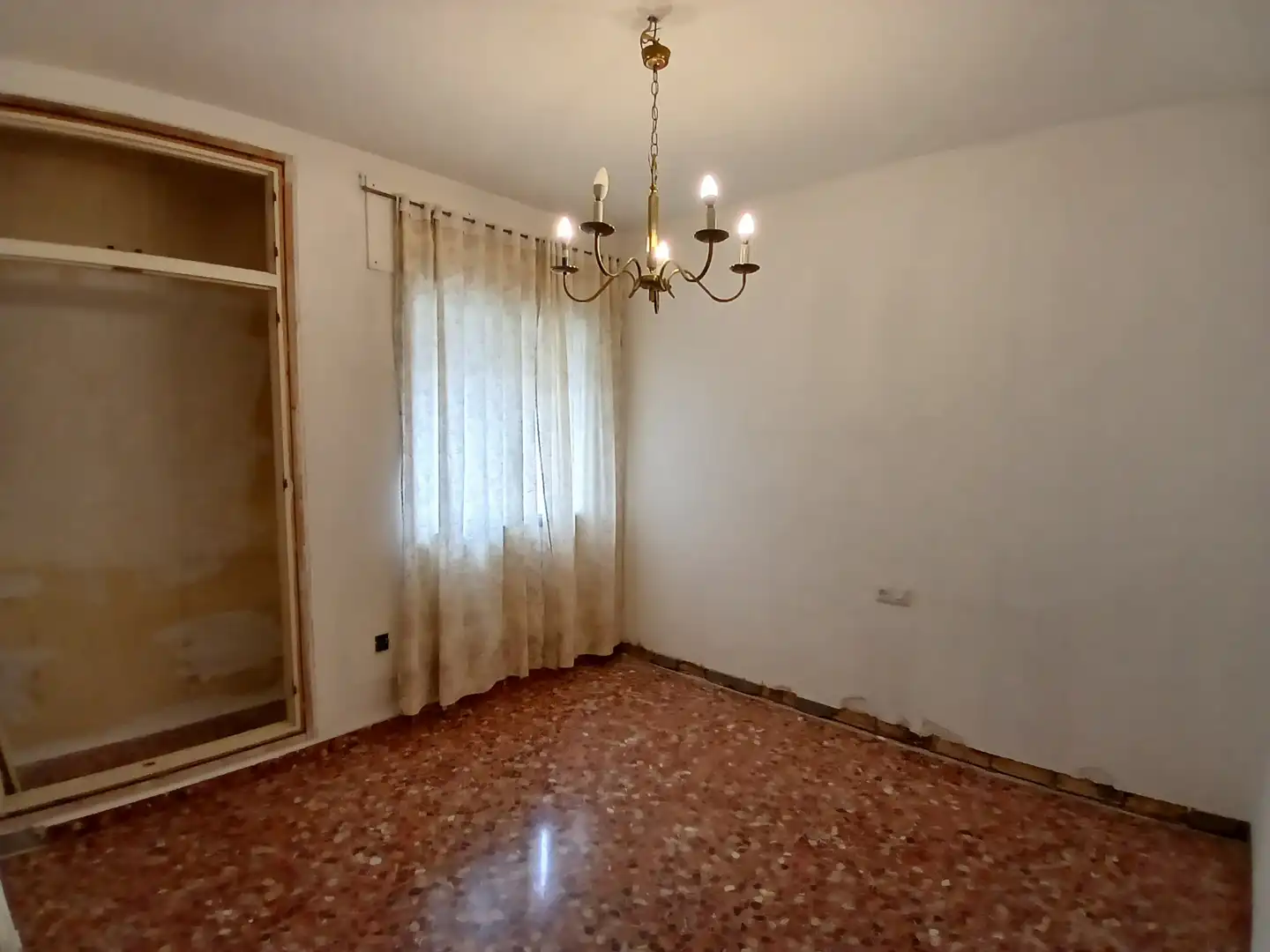 Comedor de Piso en venta en El Puerto de Santa María con Balcón y Alarma