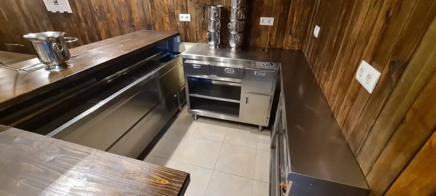 Cuina de Local en venda en Castellar del Vallès amb Moblat