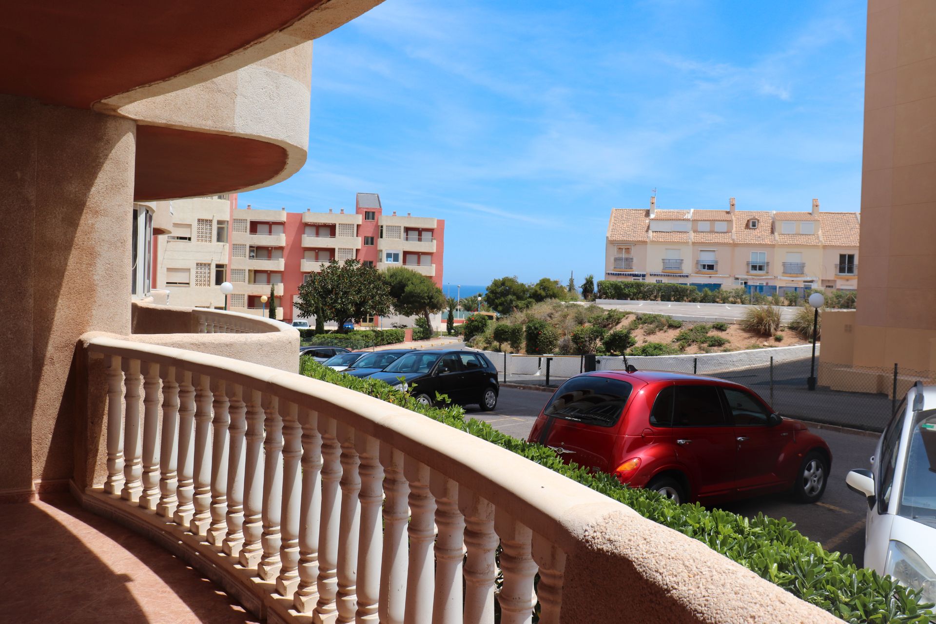 Vista exterior de Apartament en venda en La Manga del Mar Menor amb Terrassa, Moblat i Forn