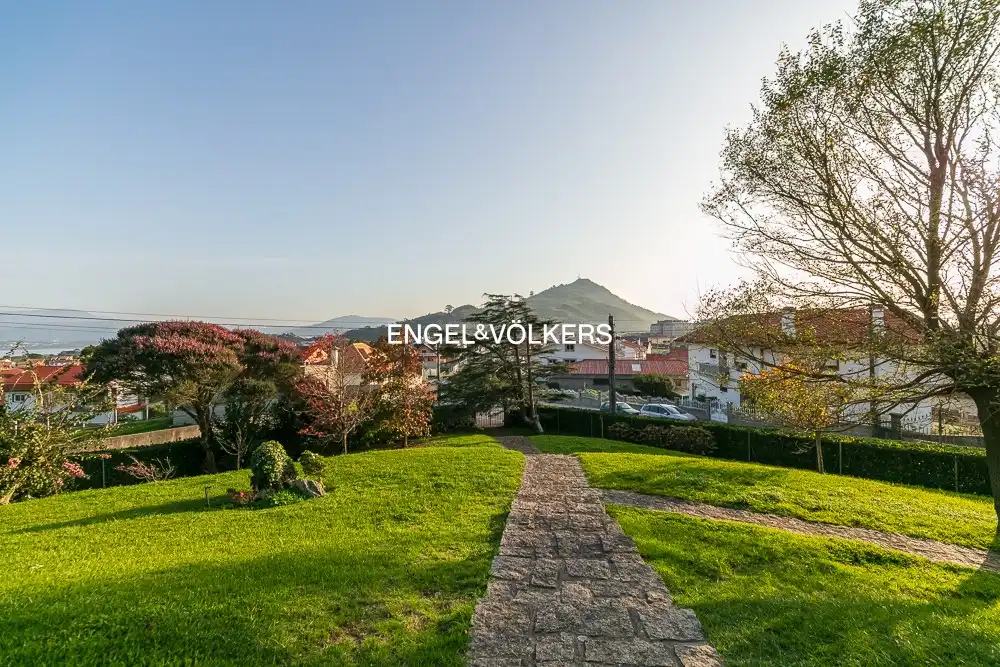 Casa con jardín en venta en A Guarda, imagen 3
