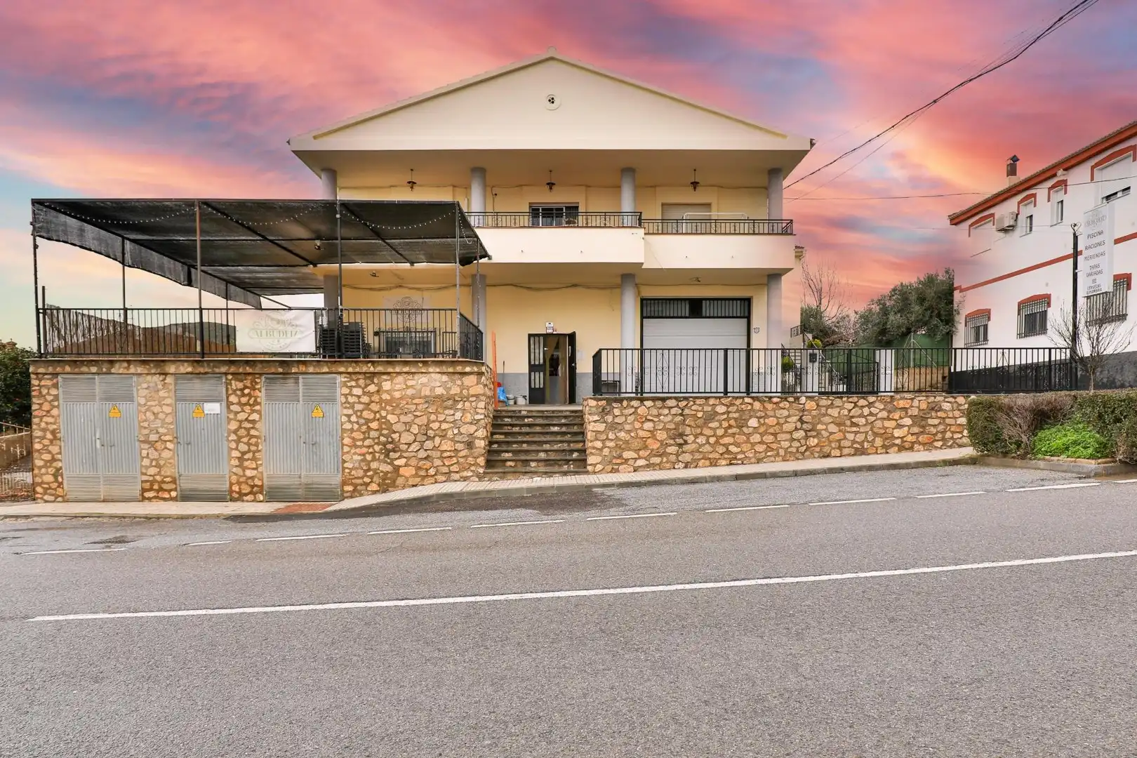 Exterior view of Houses for sale in Lecrín