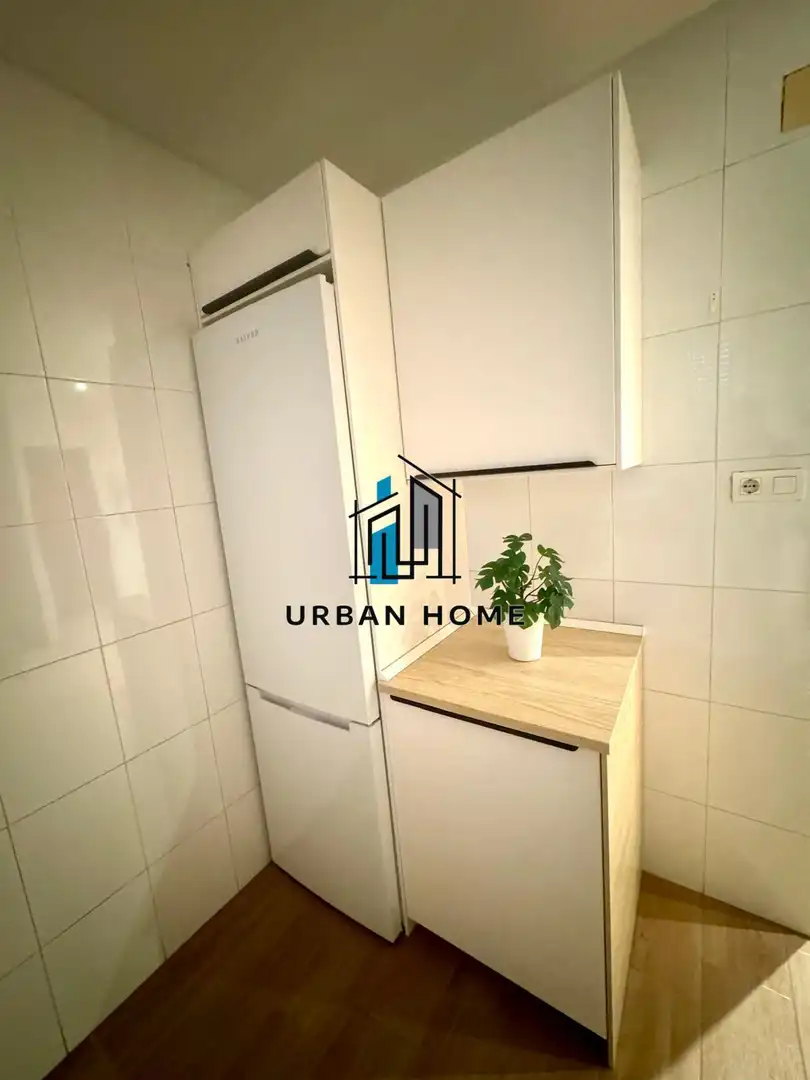Cocina de Piso en venta en León Capital  con Calefacción y Trastero