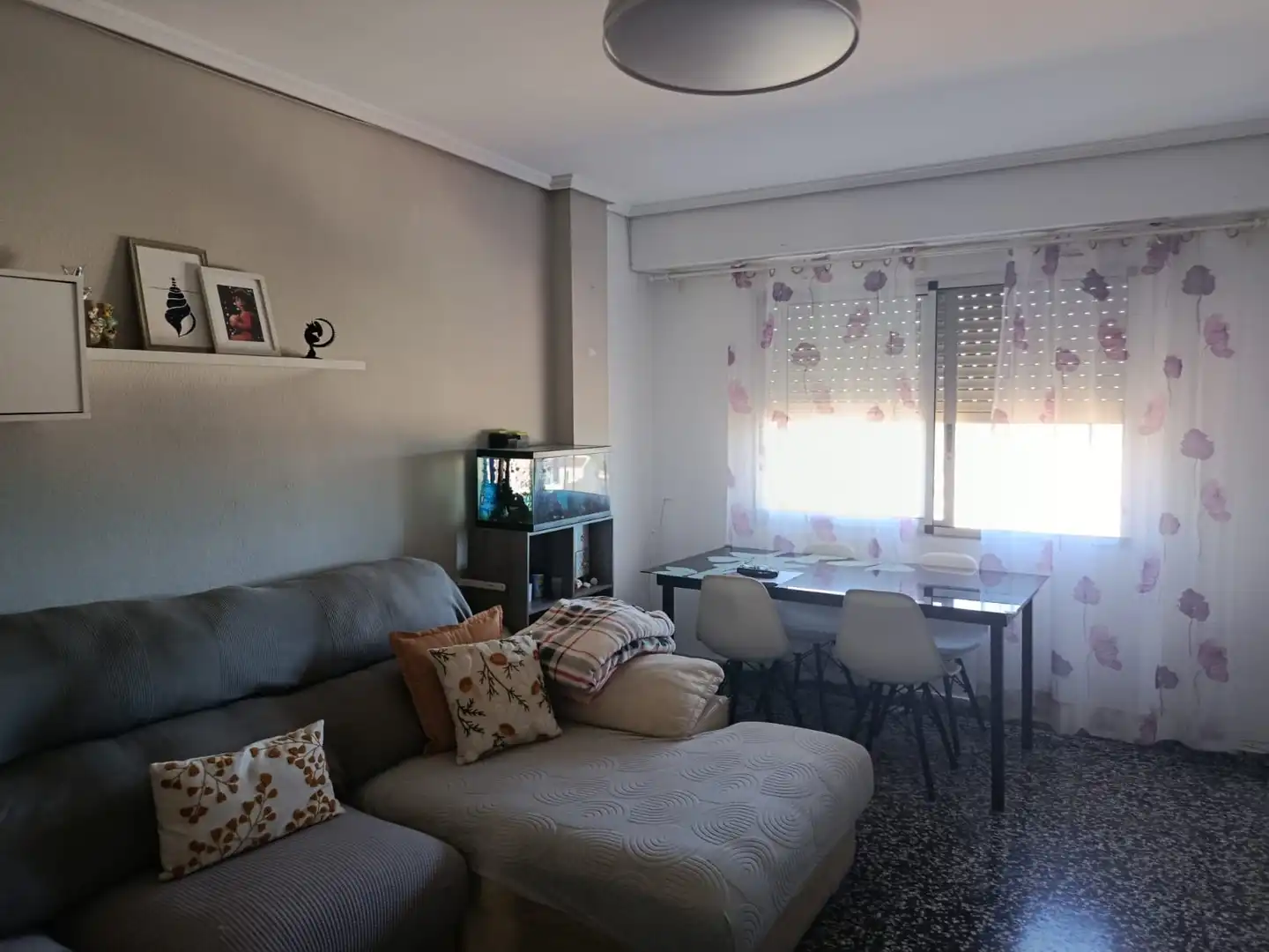 Wohnzimmer von Wohnung zum Verkauf in Valencia mit Klimaanlage, Heizung und Balkon